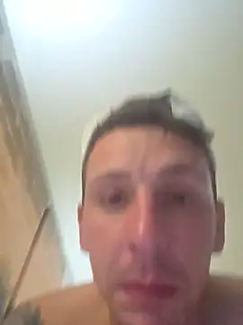Snapshot of cuteqaldo chatting on 05-19-26, 07:04 cuteqaldo online show from 05-19-26, 07:04