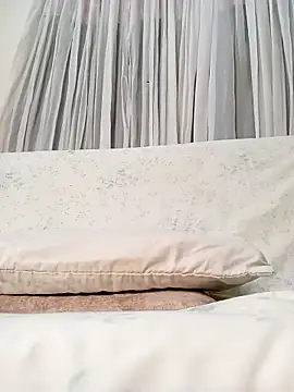 Marian Zeller online show from 12-22-25, 09:17