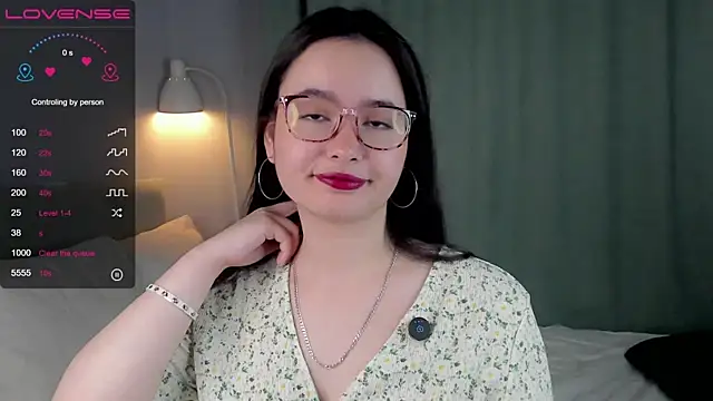 WildaBisom online show from 10-16-25, 01:28