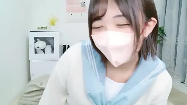 Hinata Sun online show from 09-12-25, 09:42