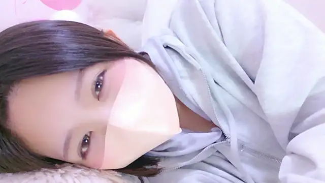 Hinata Sun online show from 04-14-26, 07:53