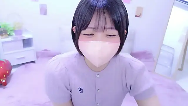Hinata Sun online show from 05-22-26, 06:53