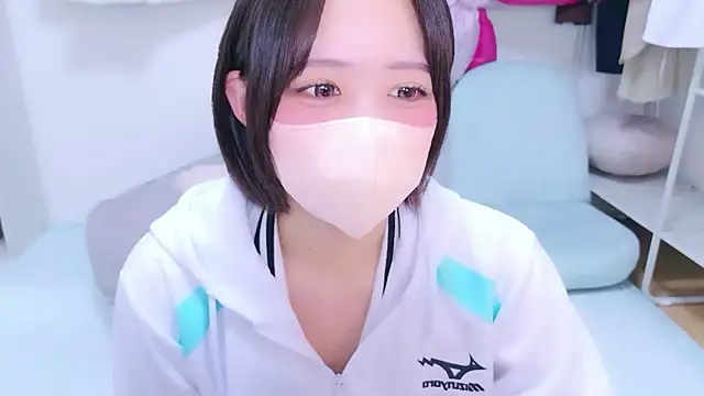 Snapshot of Hinata_Sun chatting on 06-07-26, 12:31 Hinata Sun online show from 06-07-26, 12:31
