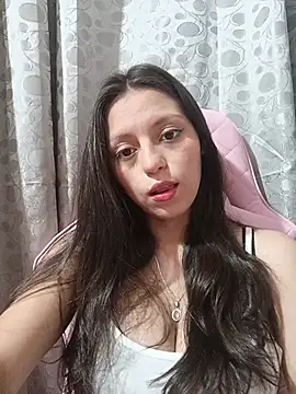 Snapshot of Lahila_ chatting on 07-03-26, 02:12 Lahila online show from 07-03-26, 02:12