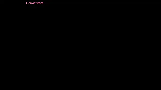 Snapshot of Milf_Fantassyy chatting on 03-29-26, 05:40 Milf Fantassyy online show from 03-29-26, 05:40
