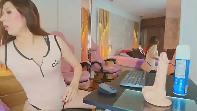 Rose Nichols online show from 09-30-25, 07:30