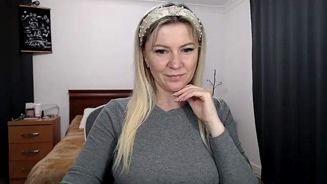 ParadiseAlina online show from 05-16-26, 07:34
