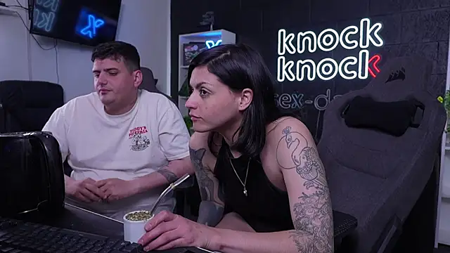 KnockKnockClub online show from 09-22-25, 10:45