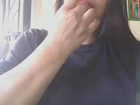 Snapshot of zairabreze chatting on 04-18-26, 09:04 zairabreze online show from 04-18-26, 09:04