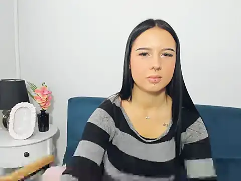 TaliaAdorable online show from 10-28-25, 07:56