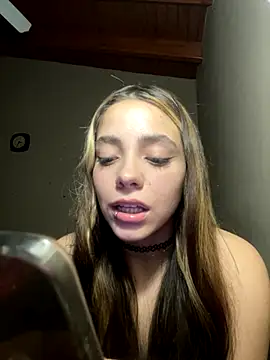 Snapshot of Marquis77 chatting on 10-06-25, 06:33 Marquis77 online show from 10-06-25, 06:33