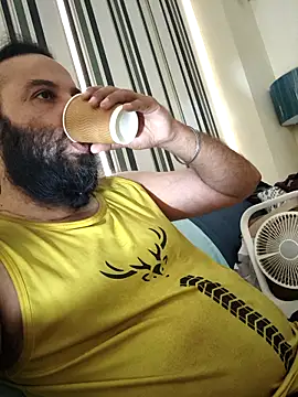 Snapshot of Hothunkdelhi chatting on 11-14-25, 05:17 Hothunkdelhi online show from 11-14-25, 05:17