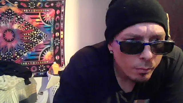 Snapshot of Eyelisss chatting on 11-30-25, 09:02 Eyelisss online show from 11-30-25, 09:02