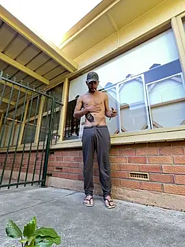 Stelan690 online show from 12-15-25, 06:39