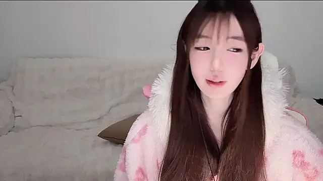 Xiao-runbao online show from 01-14-26, 02:55