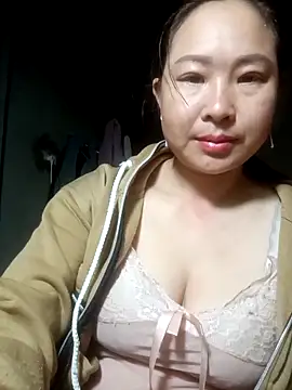 suki-lady online show from 11-17-25, 04:18