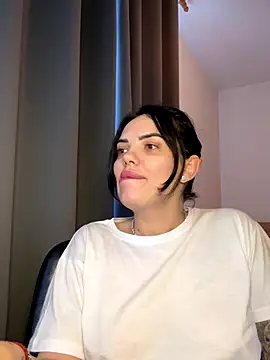 -RAHELA- online show from 11-11-25, 10:48