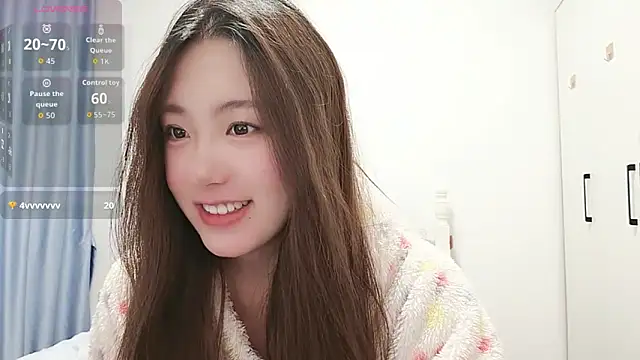 Luna 868 online show from 11-24-25, 04:29