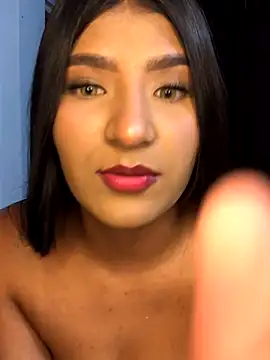 Snapshot of zoeandangel chatting on 09-13-25, 02:55 zoeandangel online show from 09-13-25, 02:55