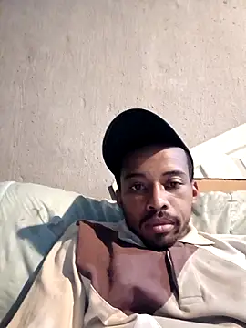 Snapshot of NBLHOTTBOYZ chatting on 11-25-25, 05:35 NBLHOTTBOYZ online show from 11-25-25, 05:35