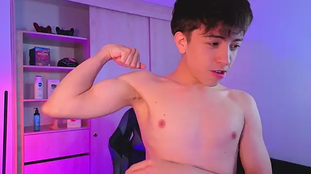 onlinenico online show from 09-17-25, 08:10