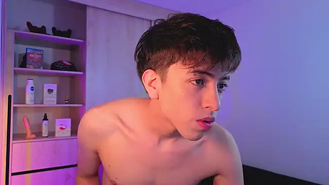 onlinenico online show from 09-18-25, 09:06