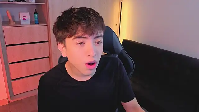 onlinenico online show from 10-08-25, 08:06