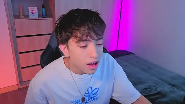 onlinenico online show from 10-10-25, 08:08