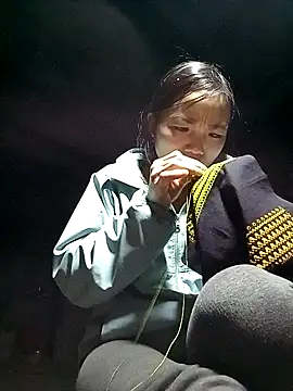 ngan-cute online show from 11-22-25, 03:44