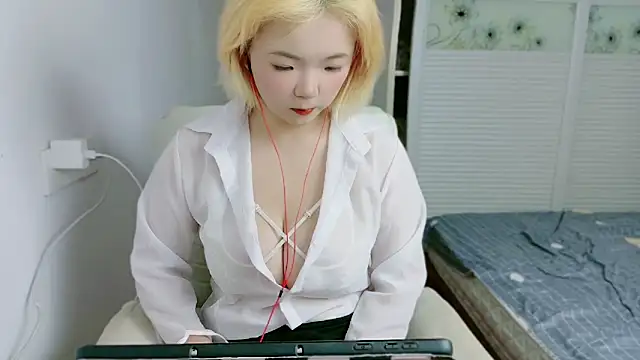 E-cup2 online show from 10-02-25, 11:06