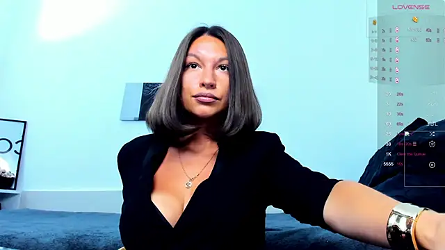 Snapshot of KellySmitS chatting on 06-22-26, 05:10 KellySmitS online show from 06-22-26, 05:10