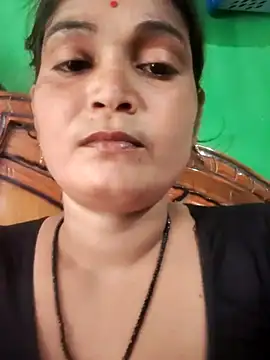 Snapshot of Kavya_hot chatting on 06-19-26, 06:40 Kavya hot online show from 06-19-26, 06:40