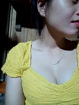 Snapshot of Mie-mie11 chatting on 10-01-25, 01:50 Mie-mie11 online show from 10-01-25, 01:50