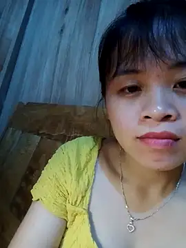 Snapshot of Mie-mie11 chatting on 10-05-25, 01:09 Mie-mie11 online show from 10-05-25, 01:09
