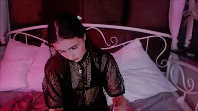 Snapshot of KrissyKits chatting on 09-09-25, 10:59 KrissyKits online show from 09-09-25, 10:59