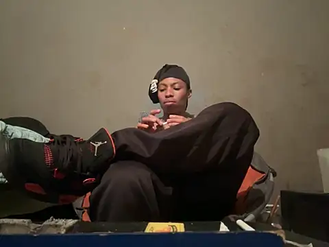 Tookey012 online show from 09-24-25, 07:17