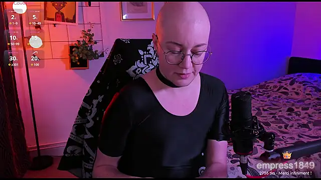 Snapshot of MossPrince chatting on 11-12-25, 05:46 MossPrince online show from 11-12-25, 05:46