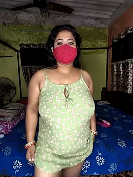 Smile-quien online show from 11-28-25, 03:53