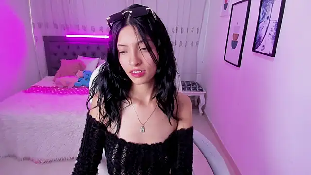 Mia Clay1 online show from 11-11-25, 08:09