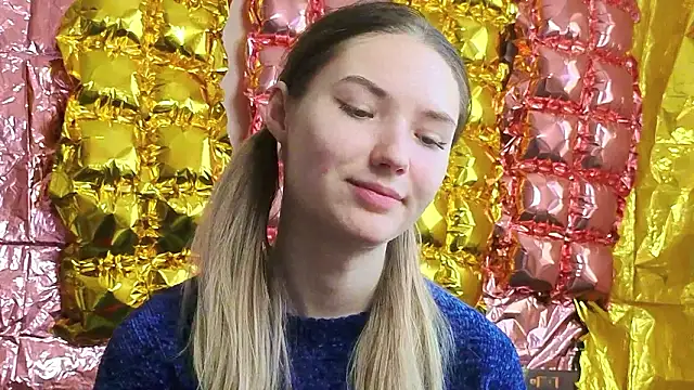  kikiclark   online show from 03-18-26, 12:19