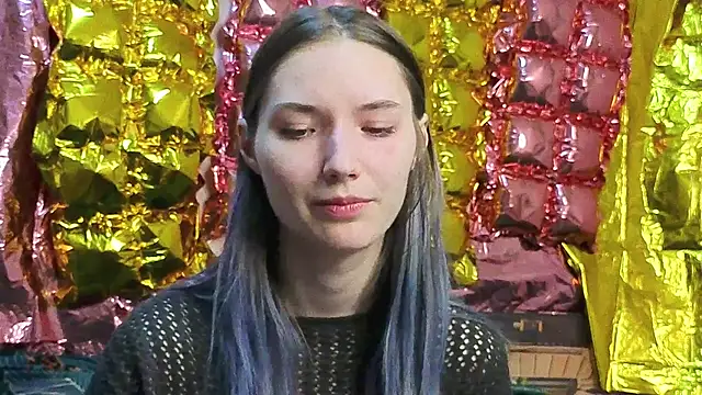  kikiclark   online show from 04-05-26, 07:22