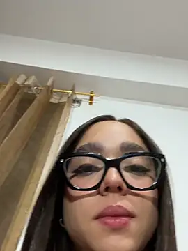 hottiee melannie online show from 03-05-26, 04:30