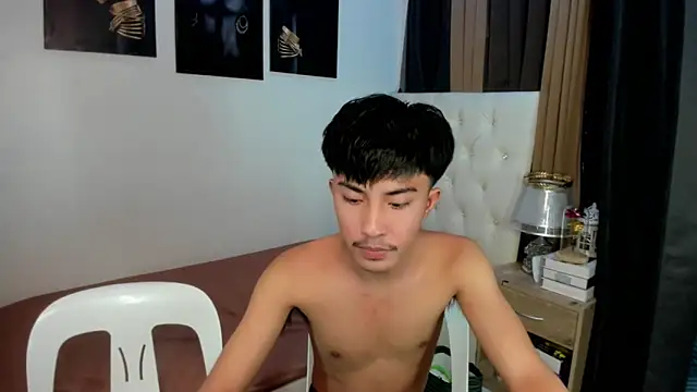 xxxhugecocktwinkxxx online show from 11-27-25, 04:20