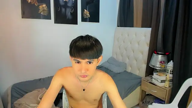 xxxhugecocktwinkxxx online show from 12-21-25, 04:47