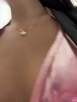 Snapshot of Juanita-Diaz chatting on 01-17-26, 08:34 Juanita-Diaz online show from 01-17-26, 08:34