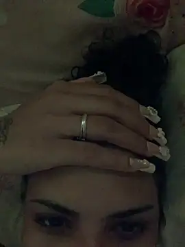 luluzinhax online show from 02-06-26, 02:16