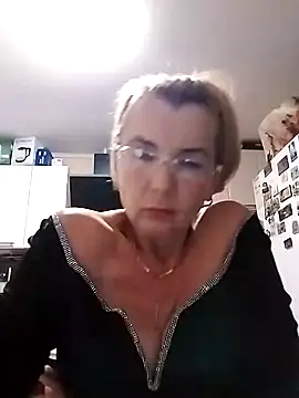 VasylynaLove421 online show from 09-09-25, 05:45