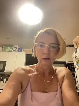 VasylynaLove421 online show from 09-13-25, 07:24