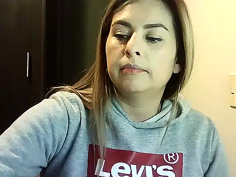 Valery  Rouse  online show from 02-14-26, 02:52