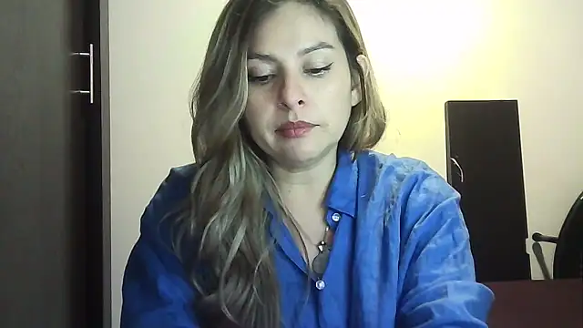 Valery  Rouse  online show from 03-26-26, 03:56